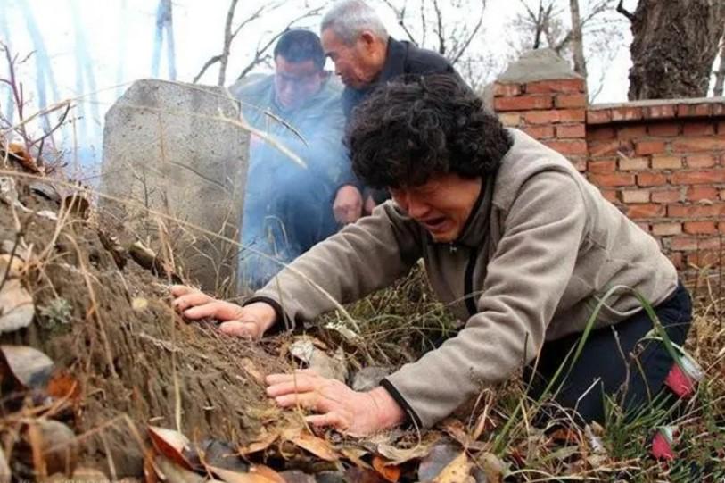 瘋狂斂財超4000萬，被判18年罰110萬，馮志強的惡行超過想象