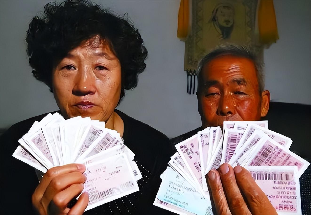 瘋狂斂財超4000萬，被判18年罰110萬，馮志強的惡行超過想象