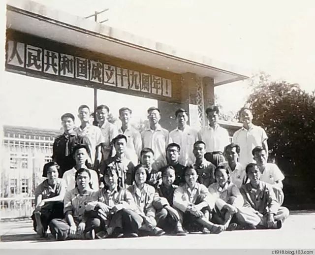 深圳中學(xué)排名前50_深圳各中學(xué)排名三十名_深圳中學(xué)排名