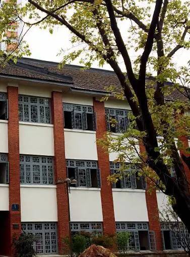 重慶建筑工程學(xué)院_重慶建筑大學(xué)簡(jiǎn)介_重慶建筑大學(xué)