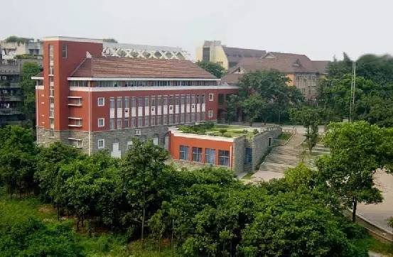 重慶建筑大學(xué)簡(jiǎn)介_重慶建筑大學(xué)_重慶建筑工程學(xué)院